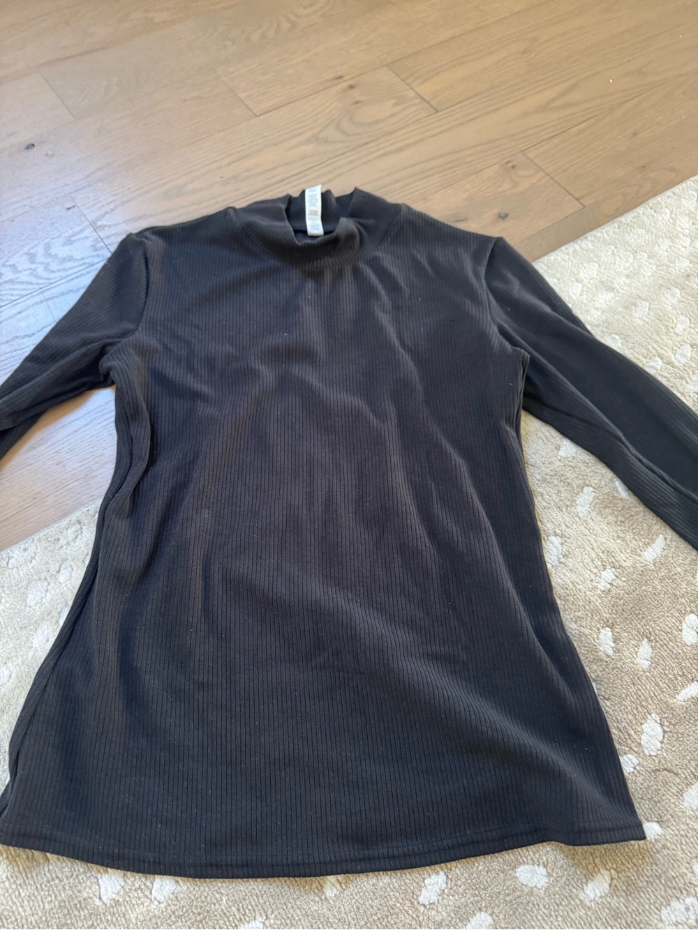 Malo Black Ribbed Long Sleeve Mock Neck Top